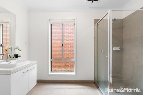 Property photo of 12 Vanburn Road Truganina VIC 3029