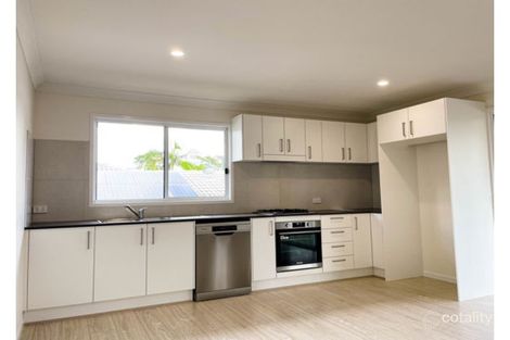 2 Barcrest Ct, Crestmead, QLD 4132