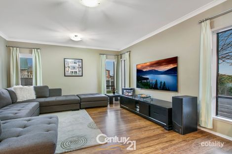 Property photo of 1 The Circuit Pakenham VIC 3810