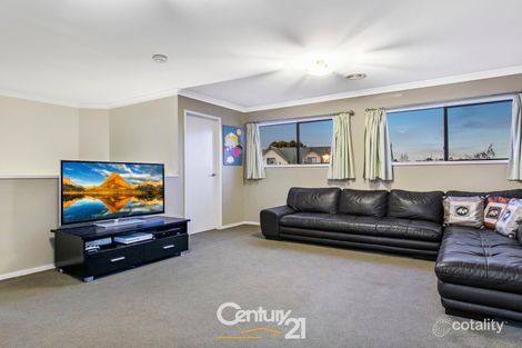 Property photo of 1 The Circuit Pakenham VIC 3810