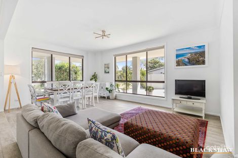 Property photo of 12 Larmer Close Broulee NSW 2537