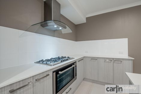 Property photo of 7 Dill Way Treeby WA 6164