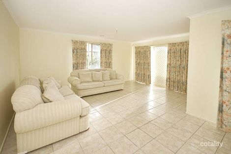 Property photo of 21 Hannah Avenue Hillside VIC 3037