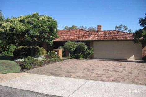 11 Hillock Cir, Leeming, WA 6149