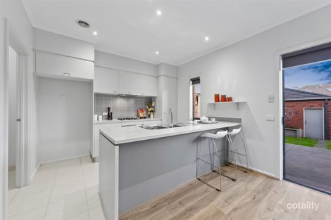 Property photo of 10 Callista Circuit Taylors Hill VIC 3037