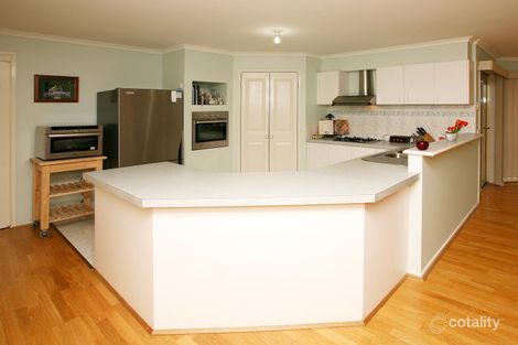 Property photo of 12 Thorpe Place Burnside VIC 3023