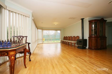 Property photo of 12 Thorpe Place Burnside VIC 3023