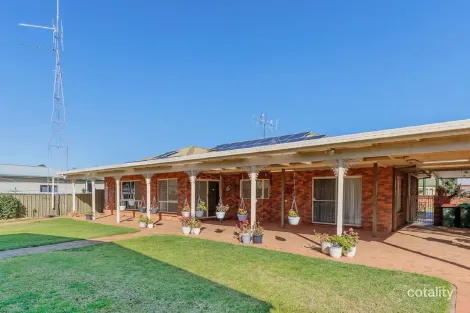 Property photo of 5 Meringo Street Narromine NSW 2821