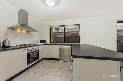 Property photo of 20 Hatfield Place Deer Park VIC 3023