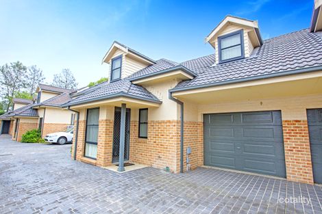 Property photo of 2/63 College Street Cambridge Park NSW 2747