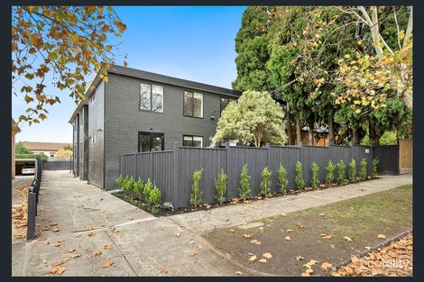 2/112 Walpole St, Kew, VIC 3101