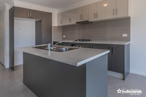 Property photo of 5 Riverside Concourse Cobblebank VIC 3338