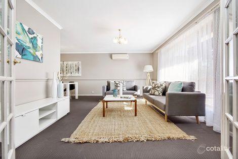 Property photo of 33 Hedgerow Drive Gulfview Heights SA 5096
