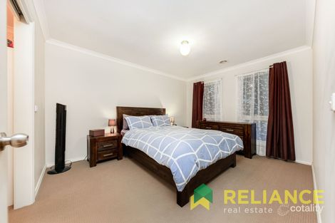 Property photo of 2/54 Lomandra Bowl Harkness VIC 3337