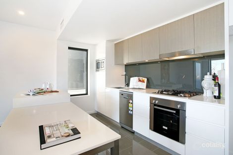 Property photo of 4/35 Clarence Road Indooroopilly QLD 4068