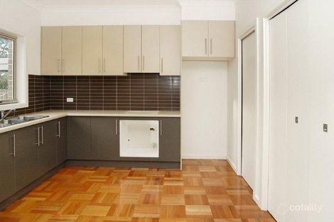 1/4 Nicholson Ave, Reservoir, VIC 3073