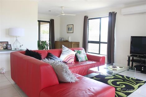 Property photo of 2 Pambula Close Kewarra Beach QLD 4879