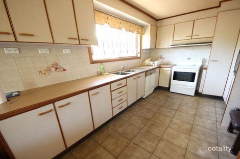 Property photo of 6 Sylvan Court Kallangur QLD 4503