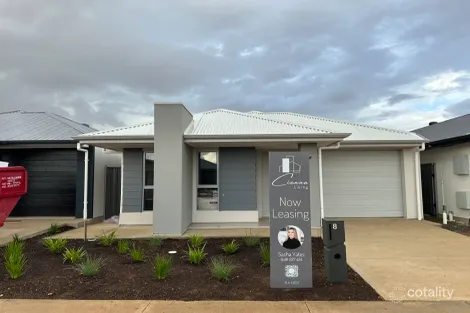 8 Badman St, Munno Para Downs, SA 5115