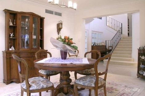 Property photo of 25 Rossiter Way Winthrop WA 6150