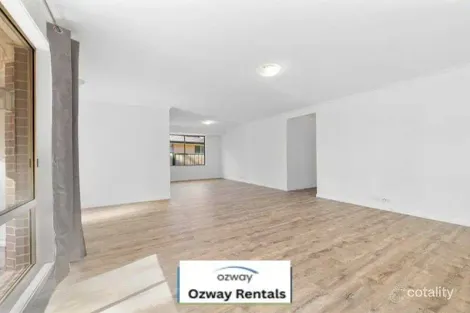 Property photo of 9 Loch Close Blue Haven NSW 2262