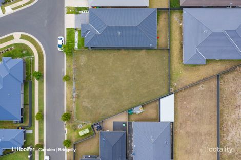 Property photo of 4 Thiele Street Spring Farm NSW 2570
