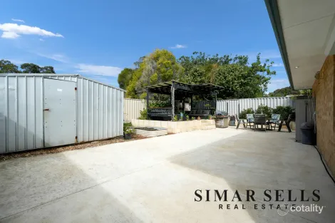 Property photo of 48 Edwards Entrance Stratton WA 6056