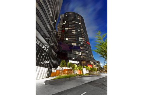 Property photo of 1204/241 Harbour Esplanade Docklands VIC 3008