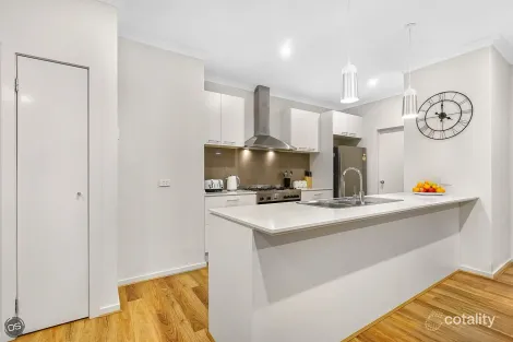 Property photo of 21 Muster Drive Aintree VIC 3336