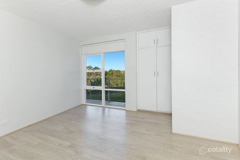 Property photo of 13/127 Queenscliff Road Queenscliff NSW 2096