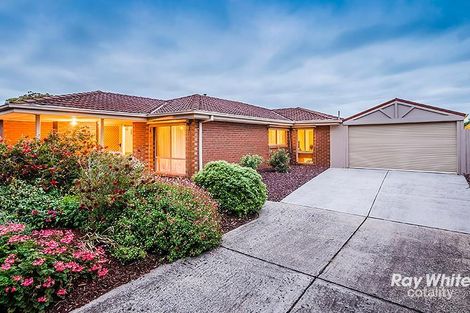 4 Reginald Ct, Cranbourne West, VIC 3977