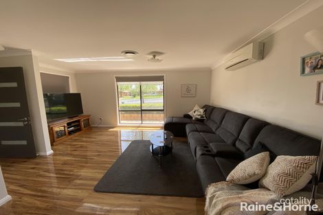Property photo of 10 Matthews Avenue Orange NSW 2800