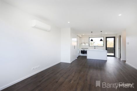 Property photo of 18/8 Service Street Sunshine VIC 3020