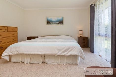 Property photo of 21 Kennington Road Rosebud VIC 3939