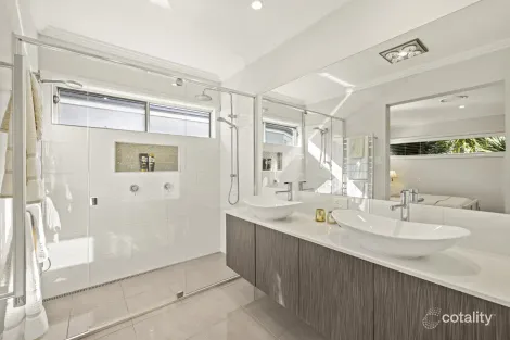 Property photo of 43 Calypso Crescent Middle Ridge QLD 4350