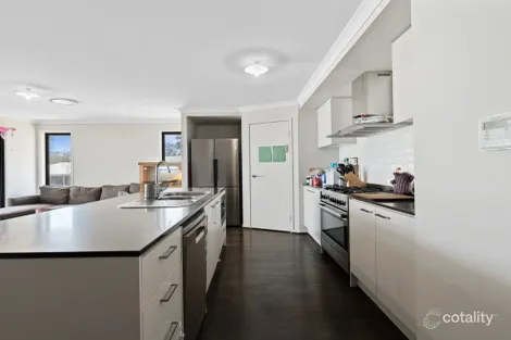 Property photo of 26 Mary Crescent Rosewood QLD 4340