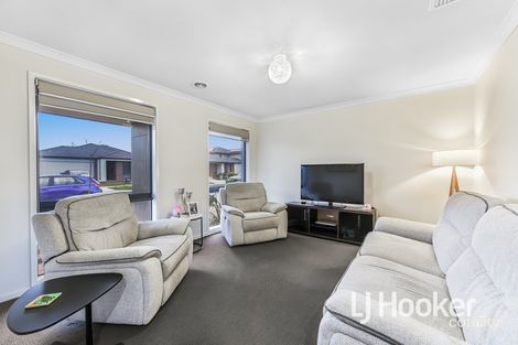 Property photo of 57 Castillo Avenue Clyde North VIC 3978