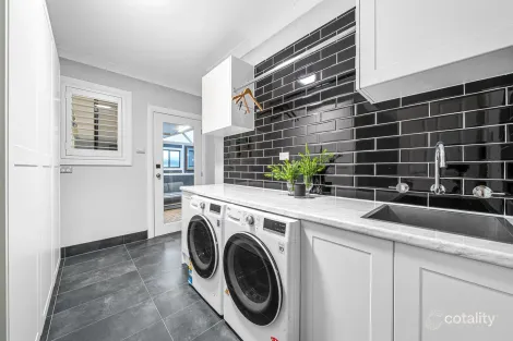 Property photo of 14 Highgate Circuit North Kellyville NSW 2155