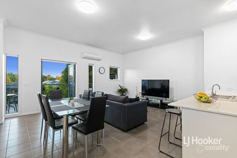 Property photo of 2/23 Tom Roberts Parade Point Cook VIC 3030