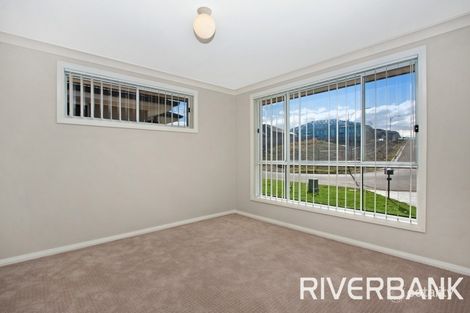 Property photo of 19 Young Circuit Elderslie NSW 2570