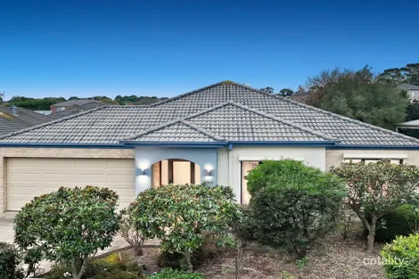Property photo of 13 Sunhill Way Berwick VIC 3806