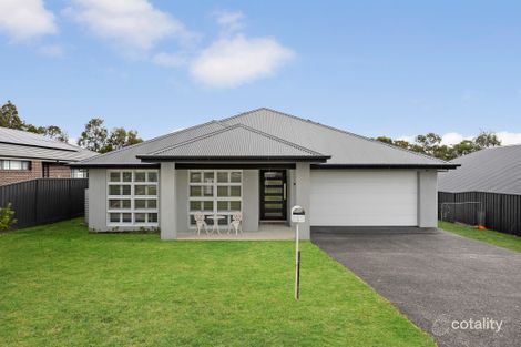1 Harrow Cct, Greta, NSW 2334