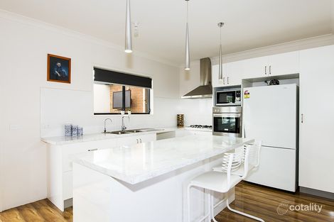 Property photo of 2/19 Langvale Court Mill Park VIC 3082