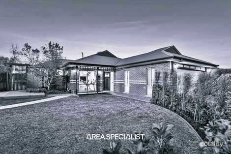 Property photo of 31 Tintagel Way Mornington VIC 3931