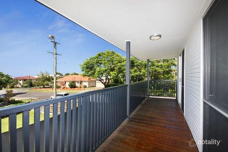 Property photo of 44 Stratton Terrace Wynnum QLD 4178