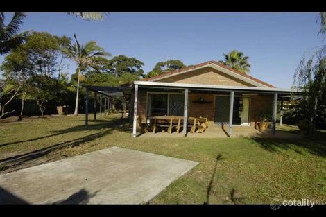 13 Omao Ave, Burleigh Waters, QLD 4220