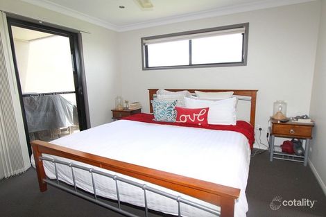 Property photo of 2/16 Moriarty Street Emerald QLD 4720