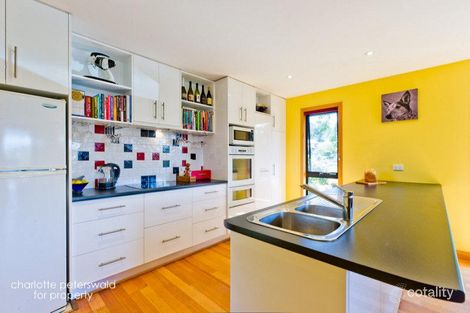 Property photo of 2 Return Street Dodges Ferry TAS 7173