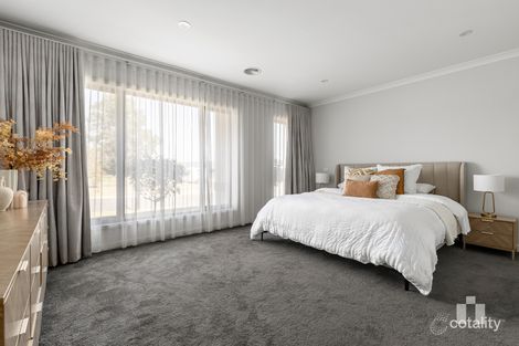 Property photo of 24 Freehold Street Doreen VIC 3754