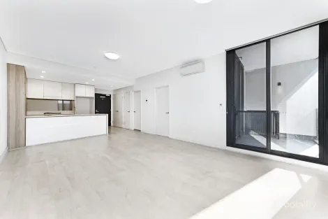 Property photo of 824/7-11 Verona Drive Wentworth Point NSW 2127